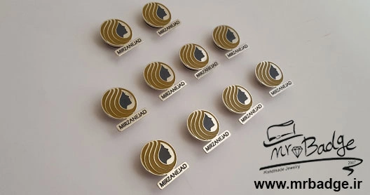 نشان سینه، بج سینه(نشان سینه)