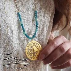 گردنبند زنانه پرنده در باغ گل با سنگ